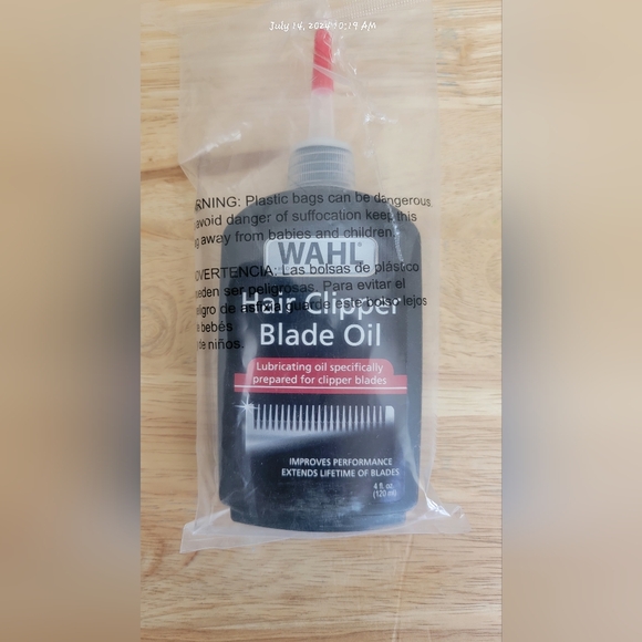 Wahl Edge Pro Beard Trimmer w/ Blade Oil - Picture 8 of 9